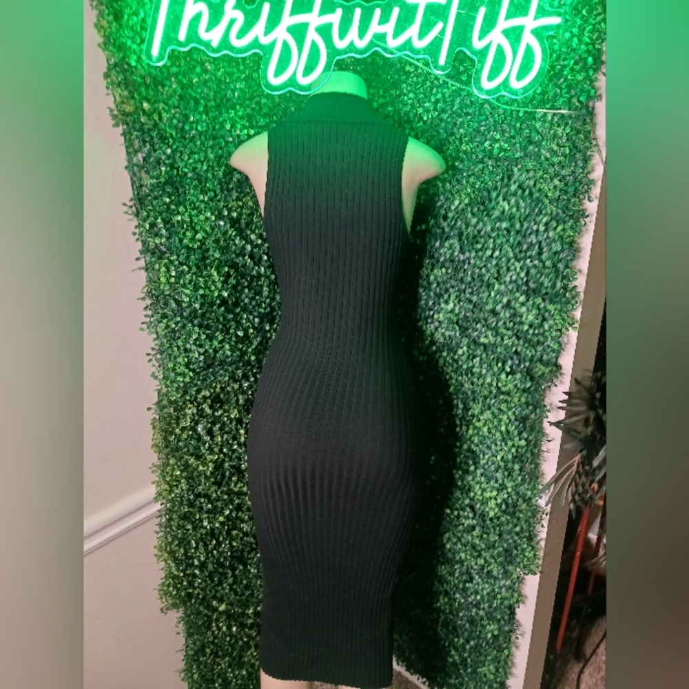 Hera Collection Black Midi Dress - Picture 4 of 4